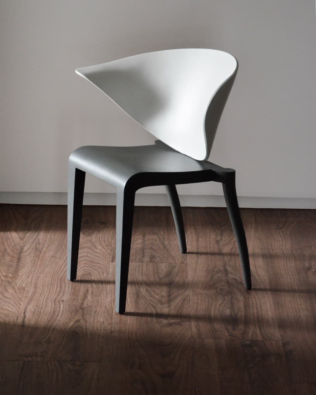 Boom Rang Chair - Image 1 of 2