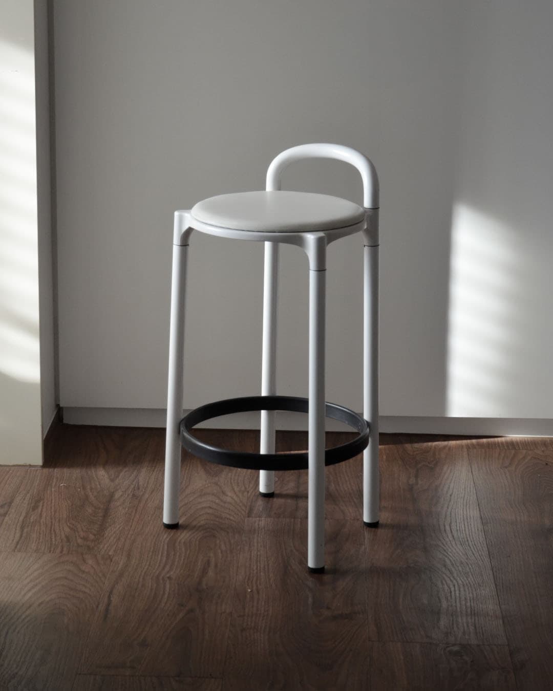 Polo bar stool