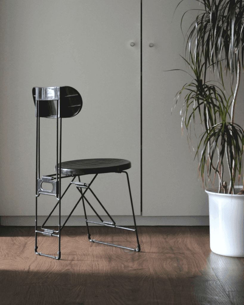 Cricket chair - Image 1 of 2