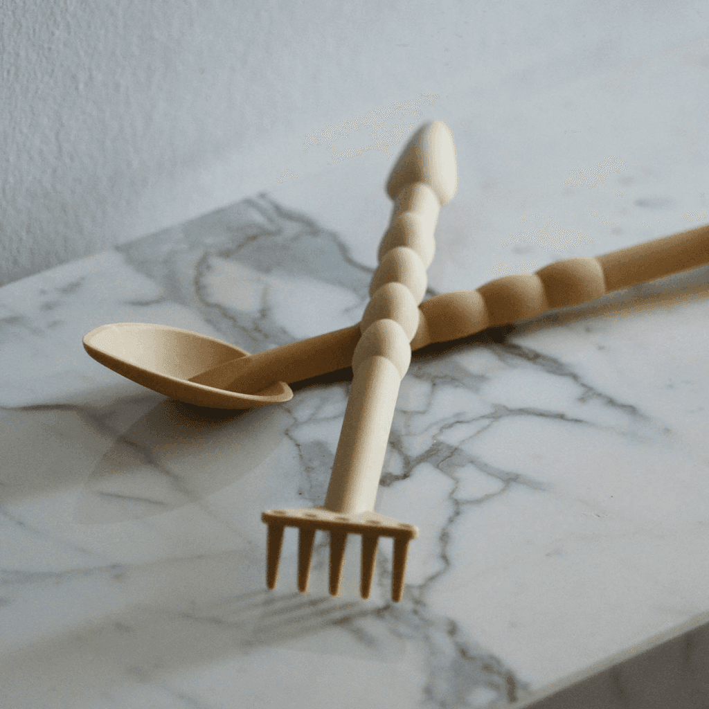 EM08 Gardening Set - Image 1 of 2