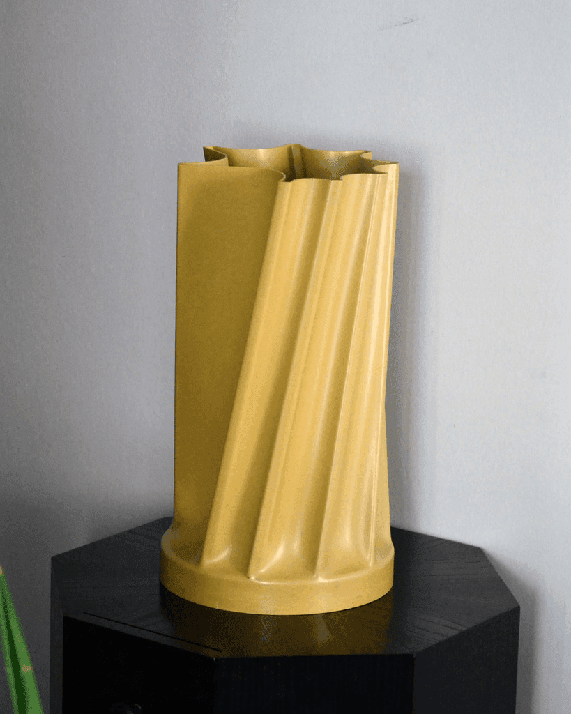 Tortiglione 3038A Vase - Image 1 of 5