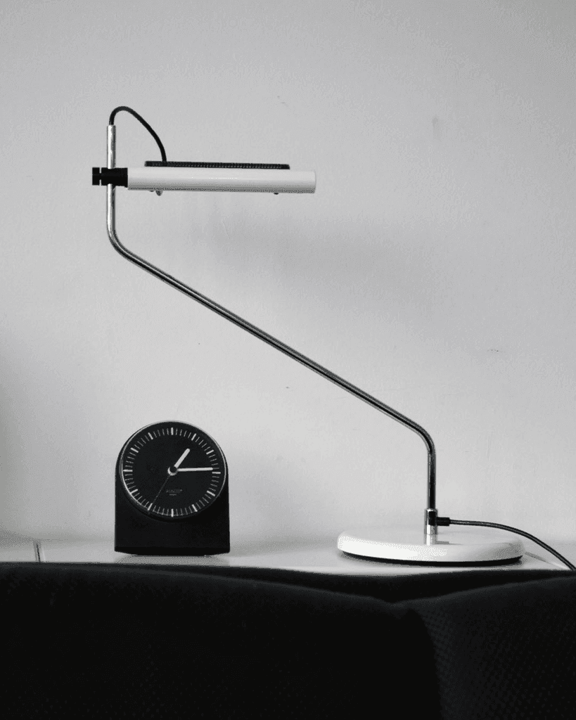 Halogen Flag-T - Image 1 of 3